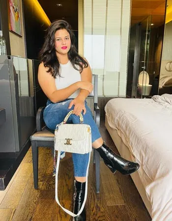 Gorgeous Manali Call Girl